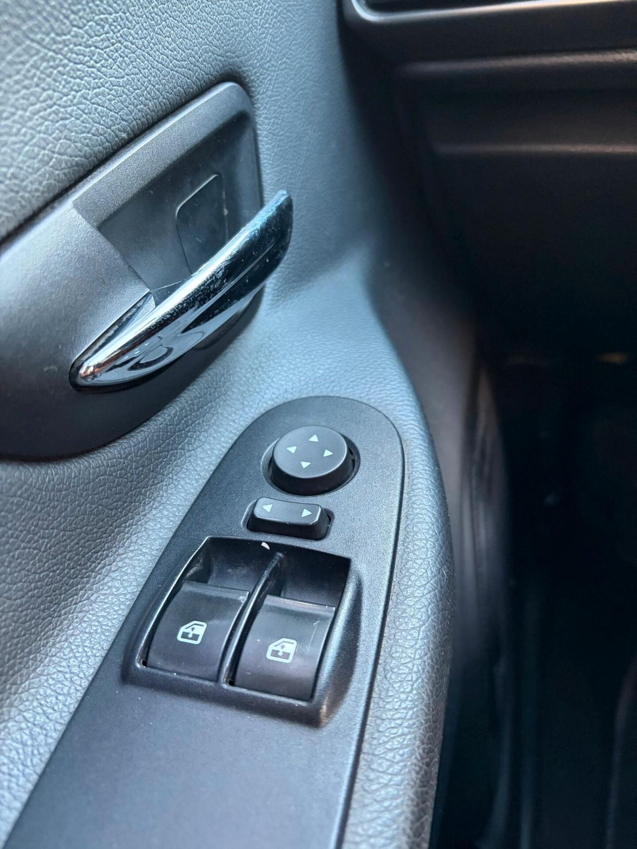Lancia Ypsilon 1.2 69 CV 5 porte S&S Platinum