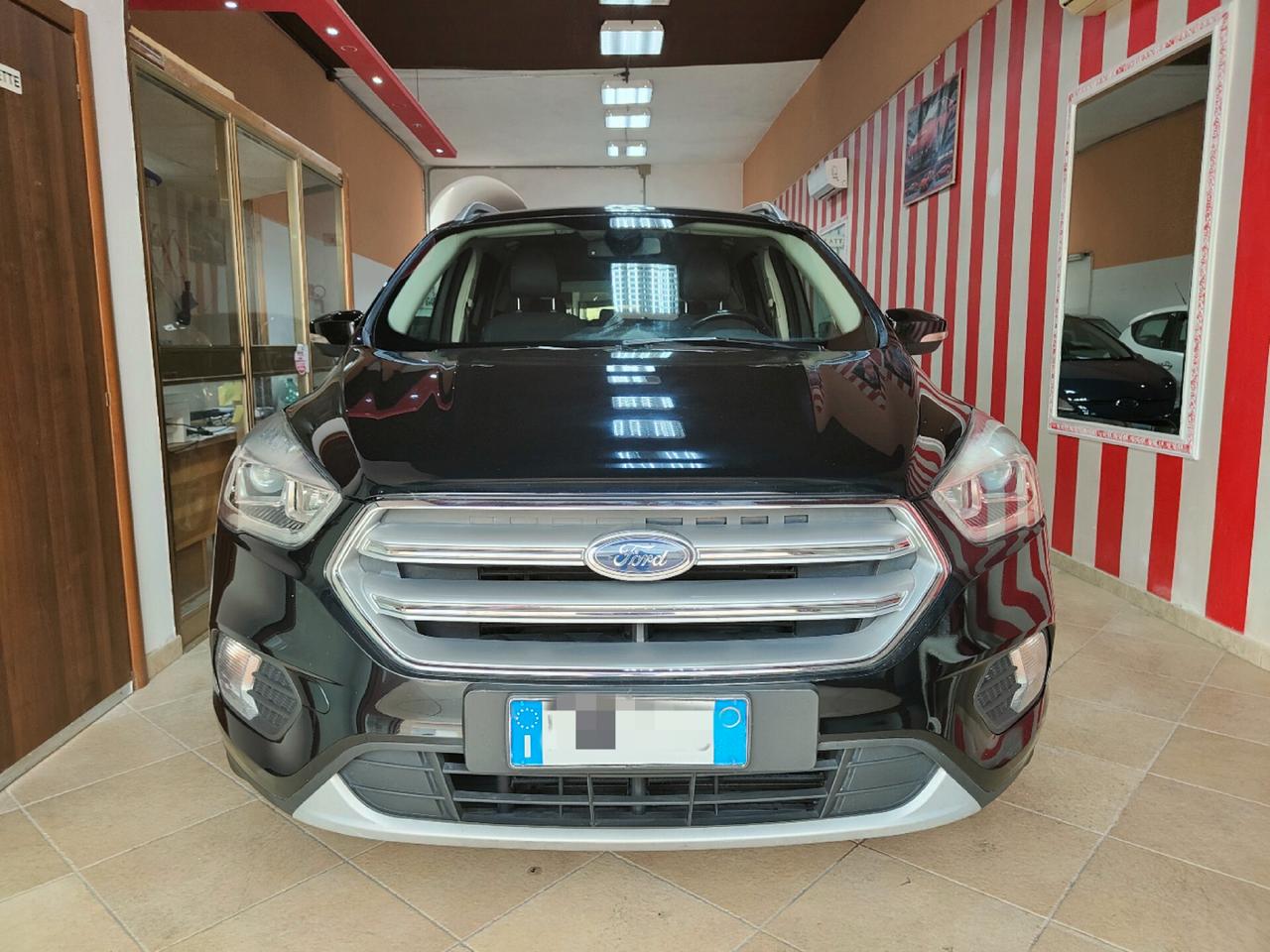 Ford Kuga 1.5 TDCI 120 CV S&S 2WD Titanium