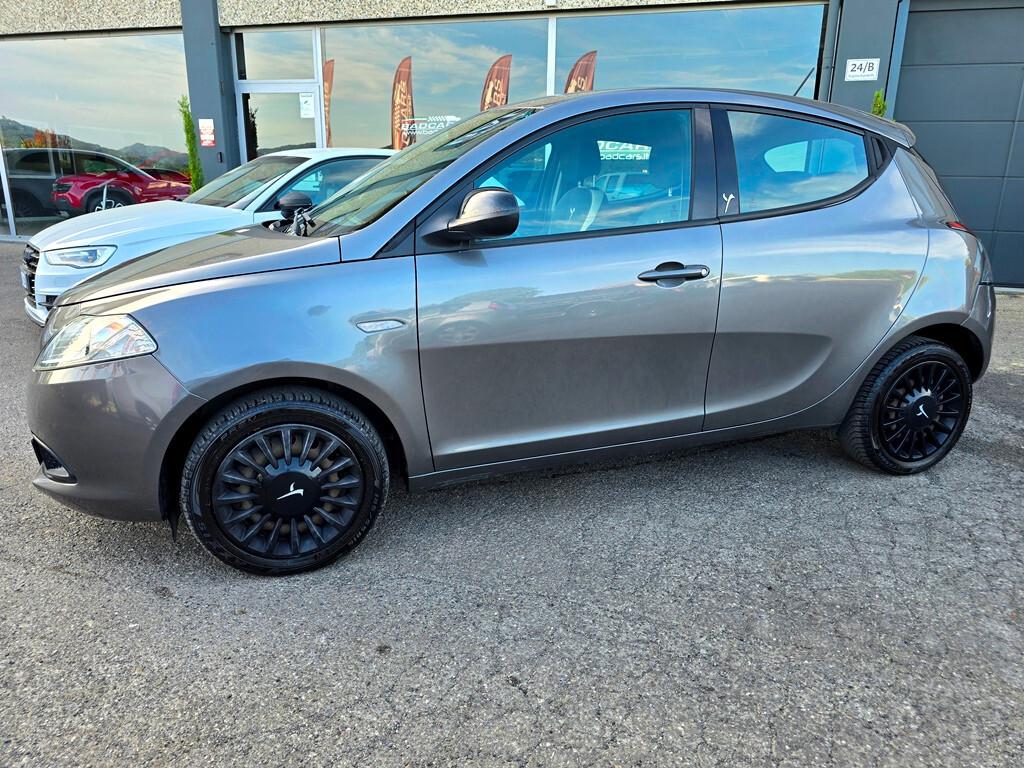 Lancia Ypsilon 1.2 69 CV GPL Ecochic Elefantino