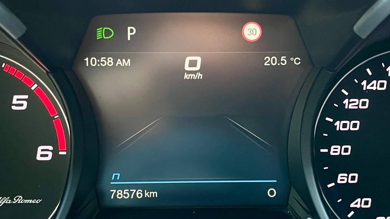 ALFA ROMEO STELVIO 2.2 Q4 TI TURBODIESEL 210CV - VOLANTE E SEDILI IN PELLE RISCALDABILI, MEMORIA