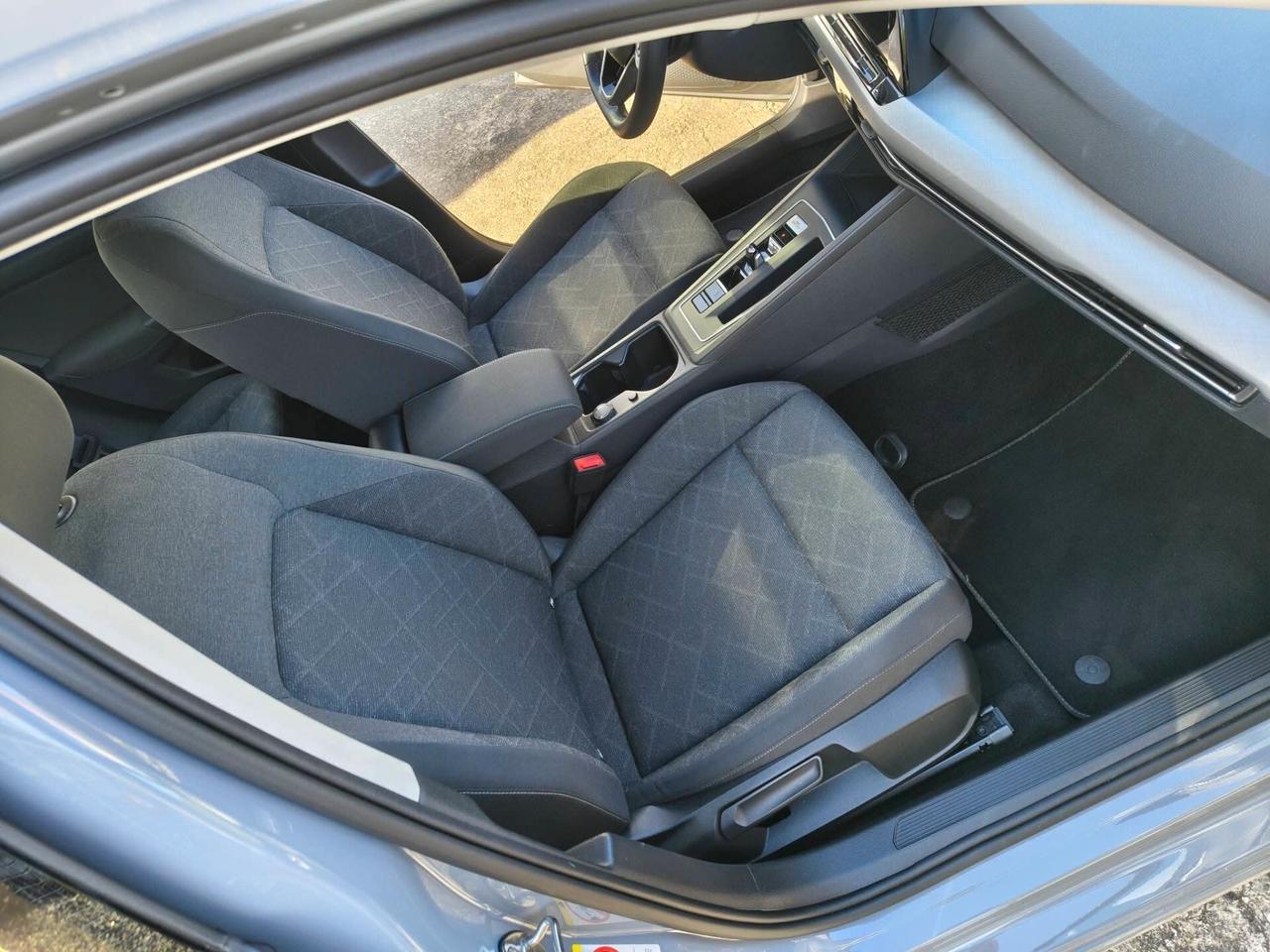 Volkswagen Golf 2.0 TDI 115 CV SCR Life