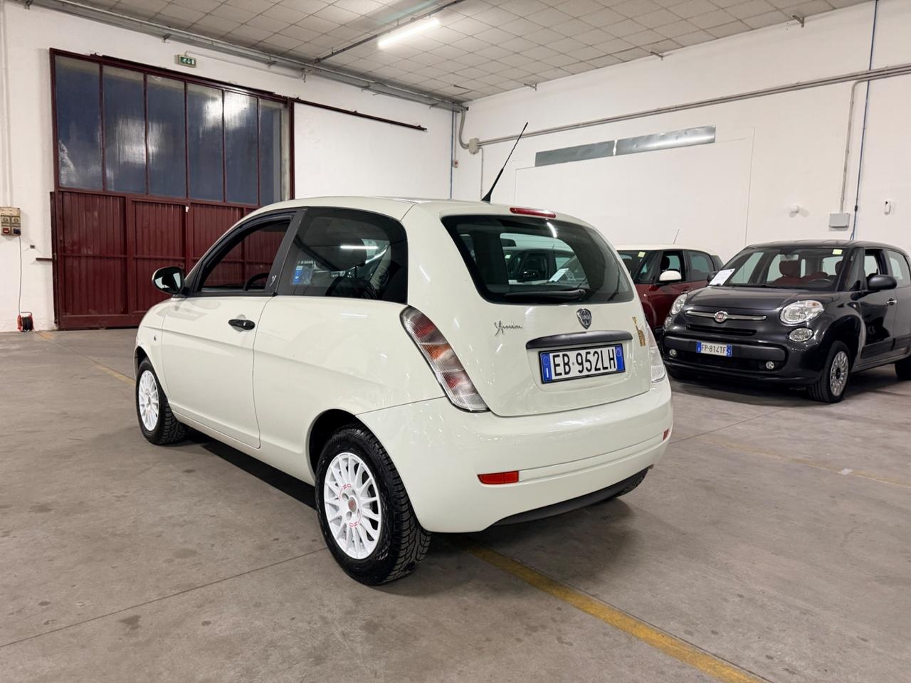 Lancia Ypsilon 1.2 Oro