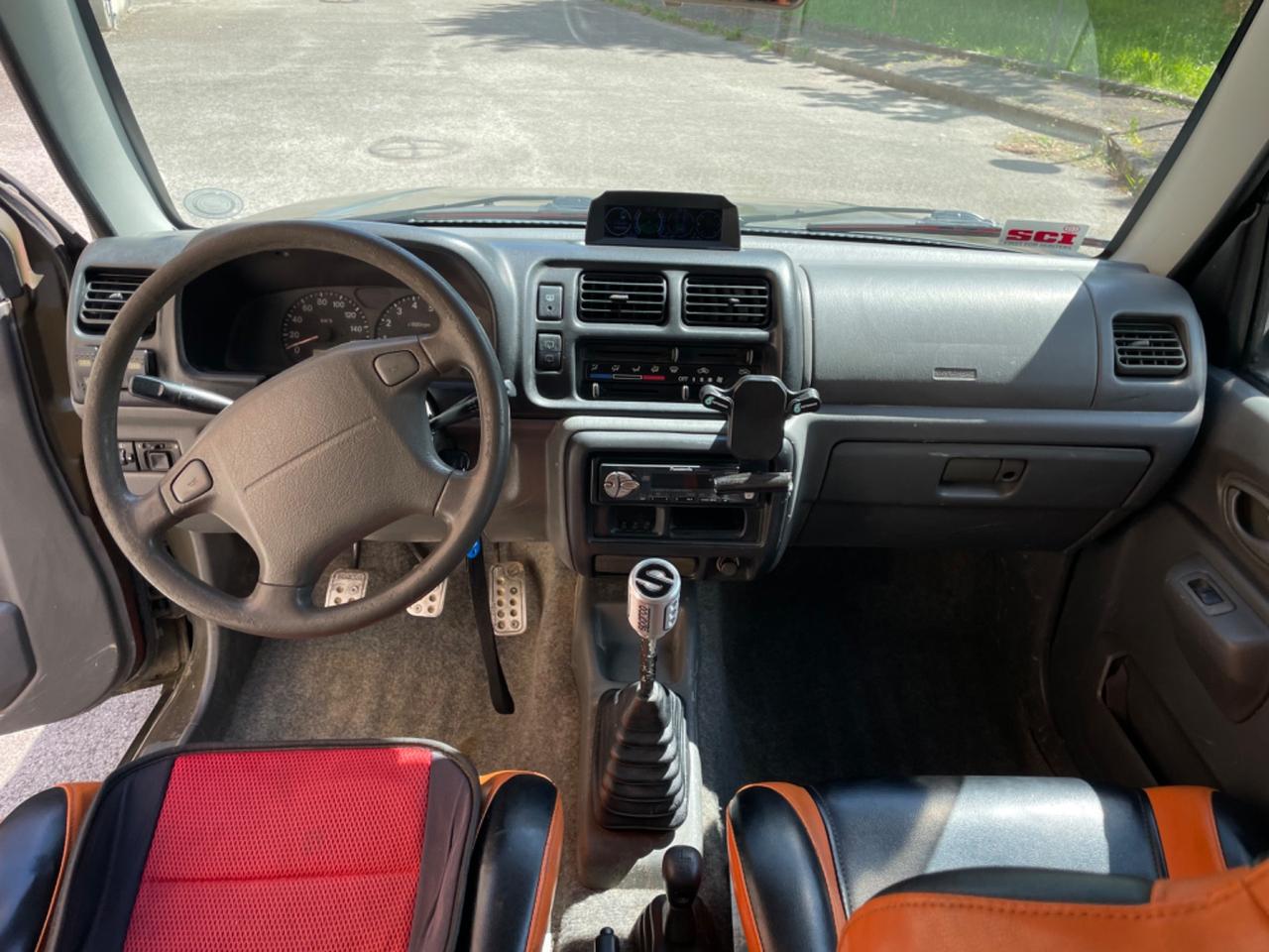 Suzuki Jimny 1.3i 16V cat 4WD JLX
