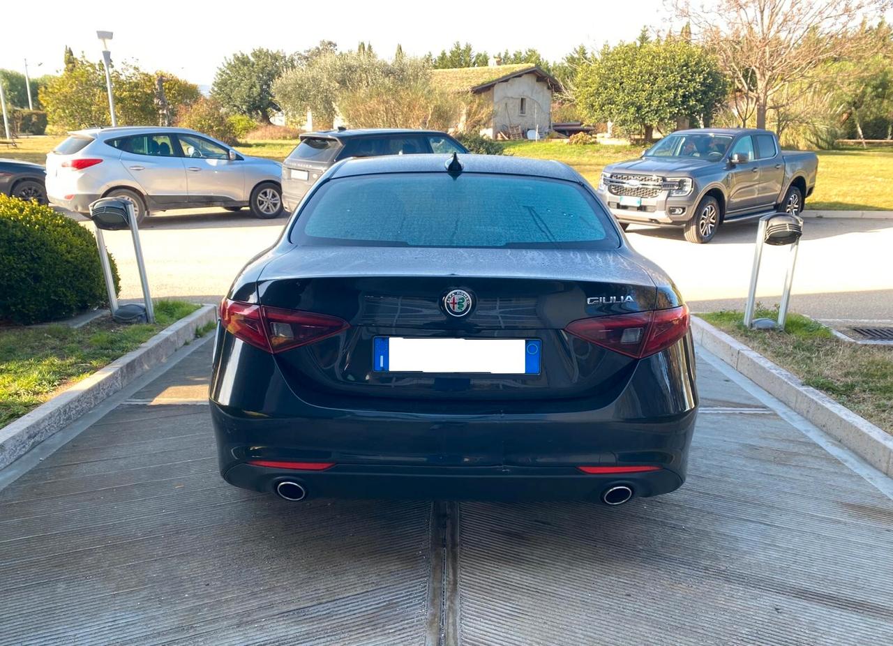 Alfa Romeo Giulia 2.2 Turbodiesel 180 CV AT8 Super