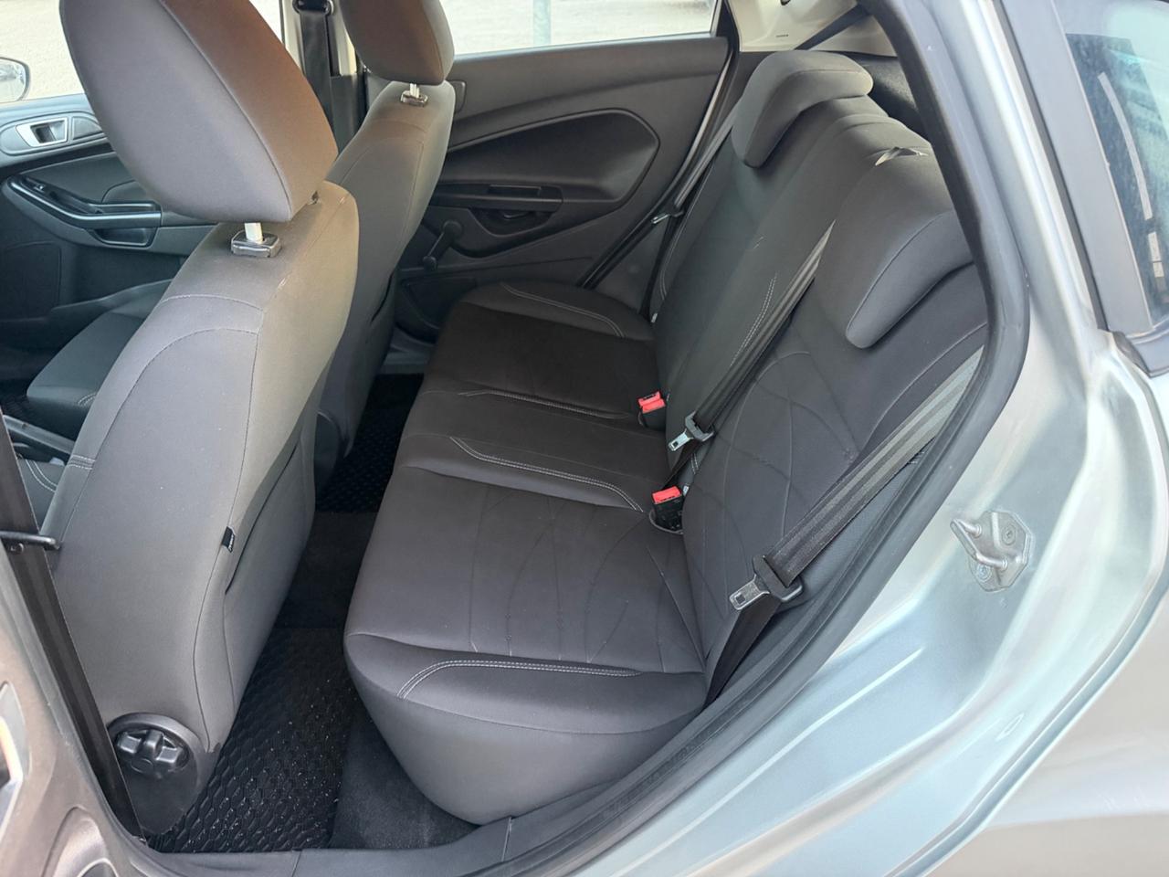Ford Fiesta 1.2 benzina 60 cv 2014