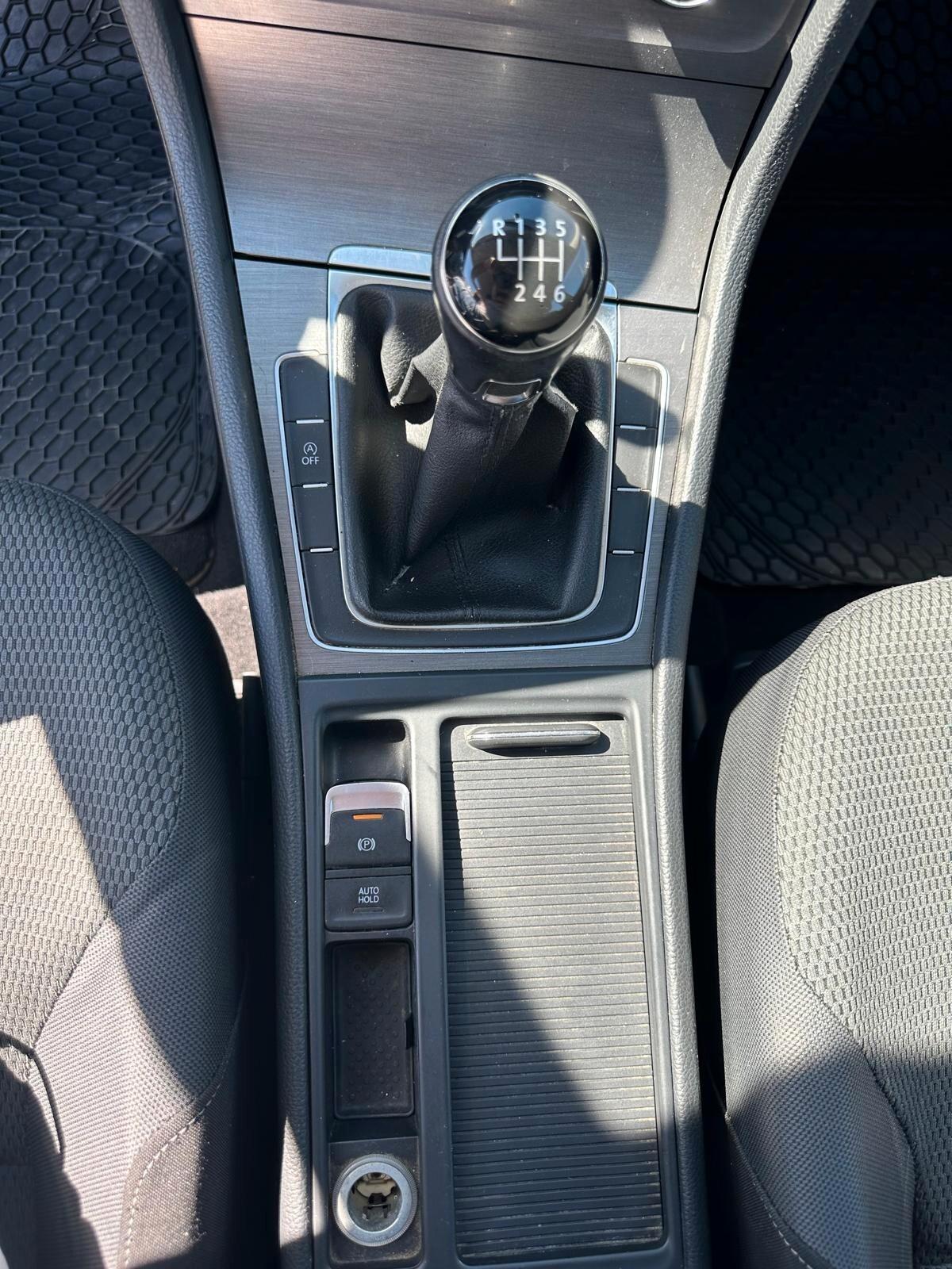 Volkswagen Golf 1.2 TSI 105 CV 5p. Trendline BlueMotion Technology-2013