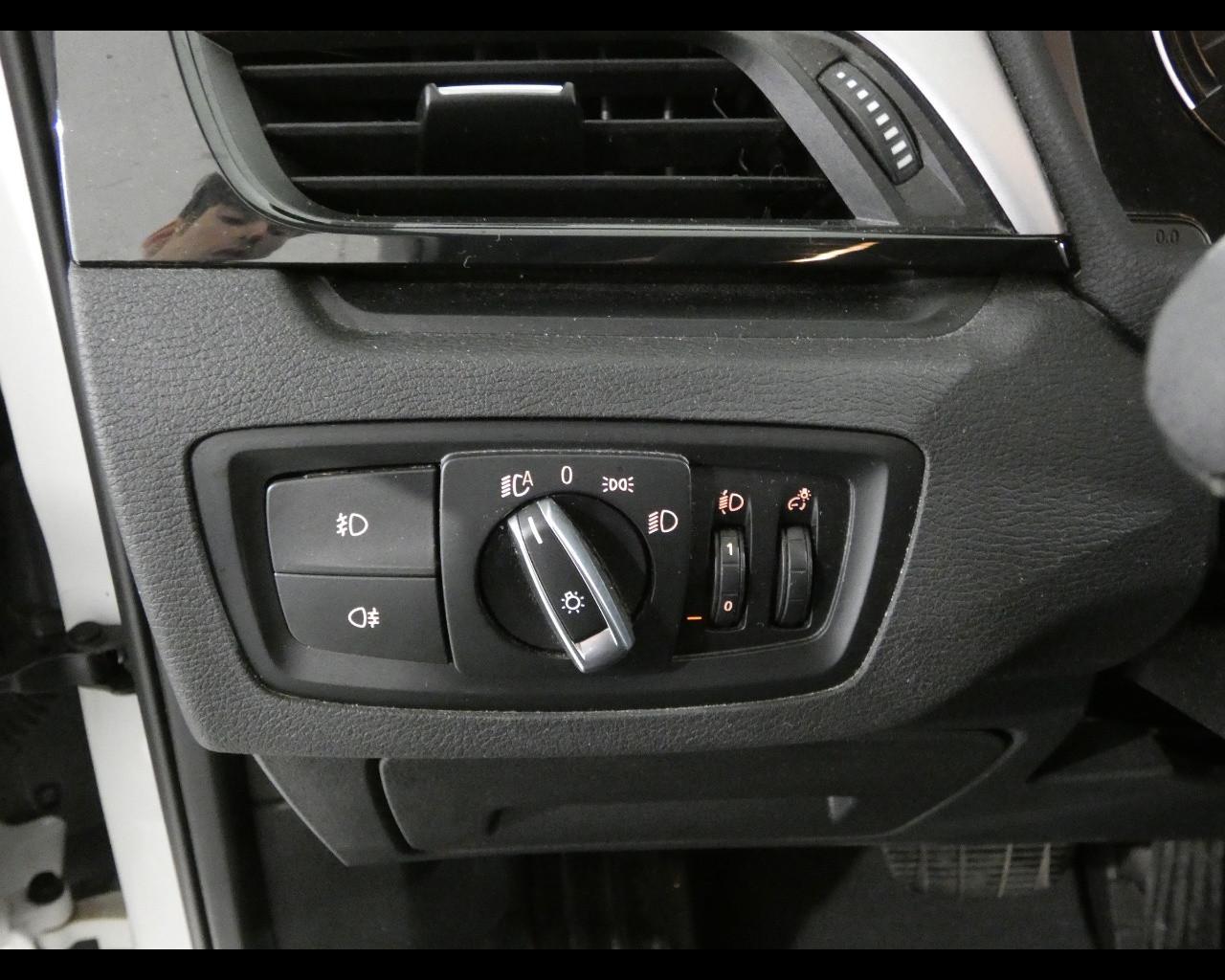 BMW X1 (F48) - X1 sDrive18d Business Advantage