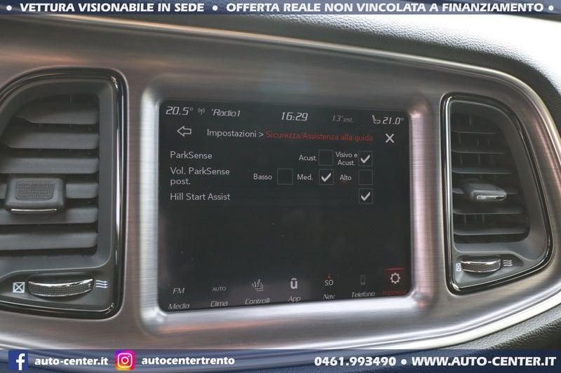 Dodge Challenger 3.6 V6 AT8 SXT *EUROPEA