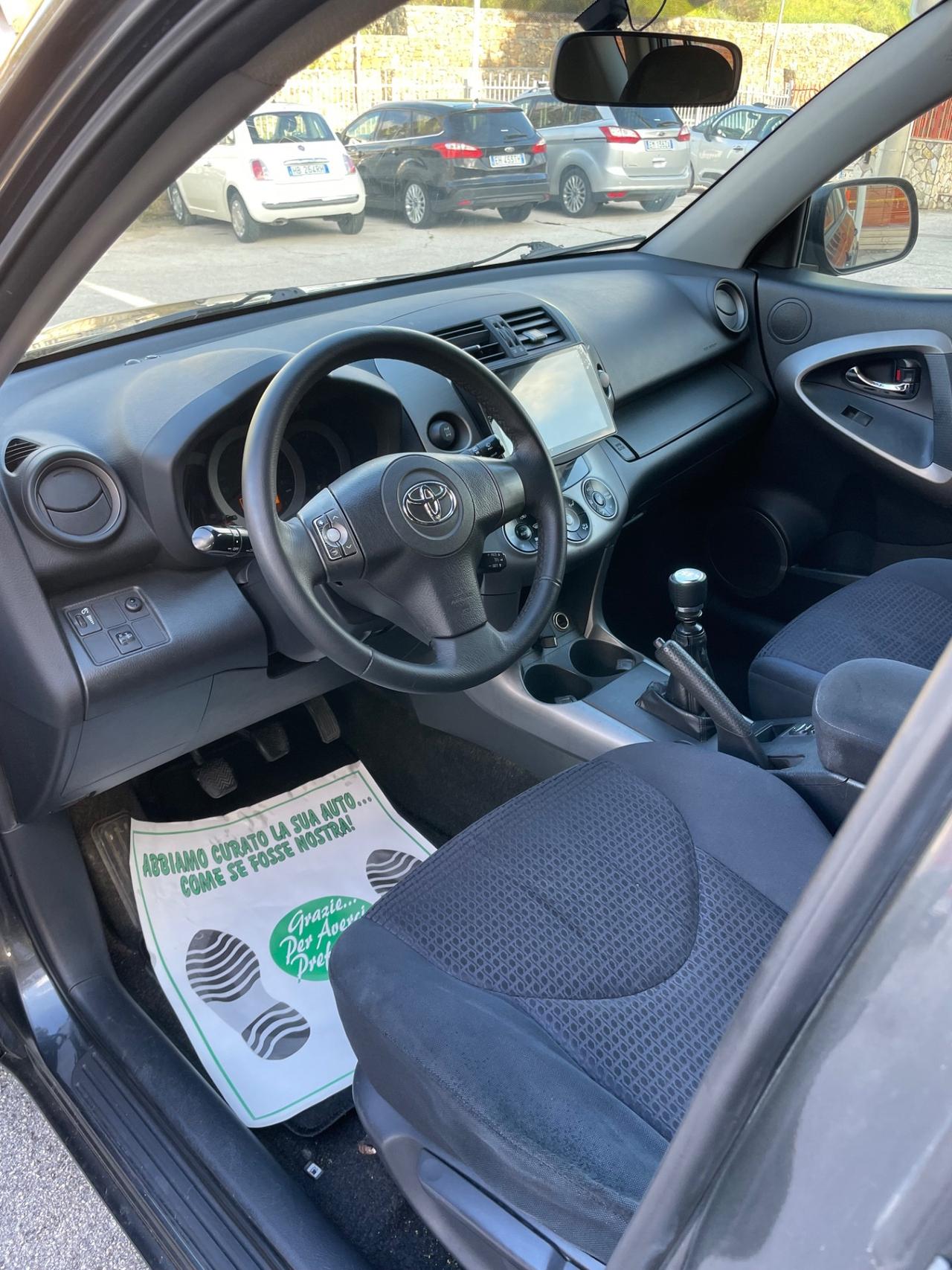 Toyota RAV 4 RAV4 2.2 D-4D 177 CV Luxury