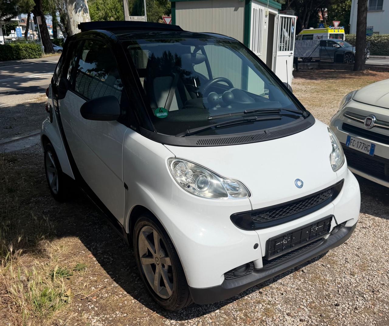 Smart ForTwo Cabrio 1000 62 kW Pulse