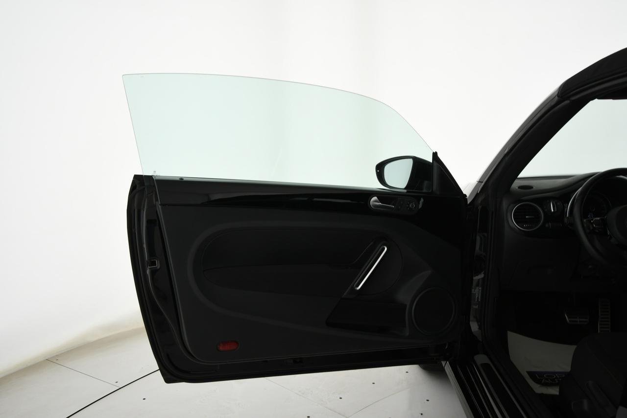 VOLKSWAGEN Maggiolino Cabrio 1.2 tsi Design 105cv DSG+APP CONNECT+C17"