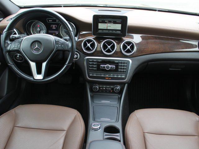 MERCEDES-BENZ GLA 220 CDI Automatic 4Matic Sport