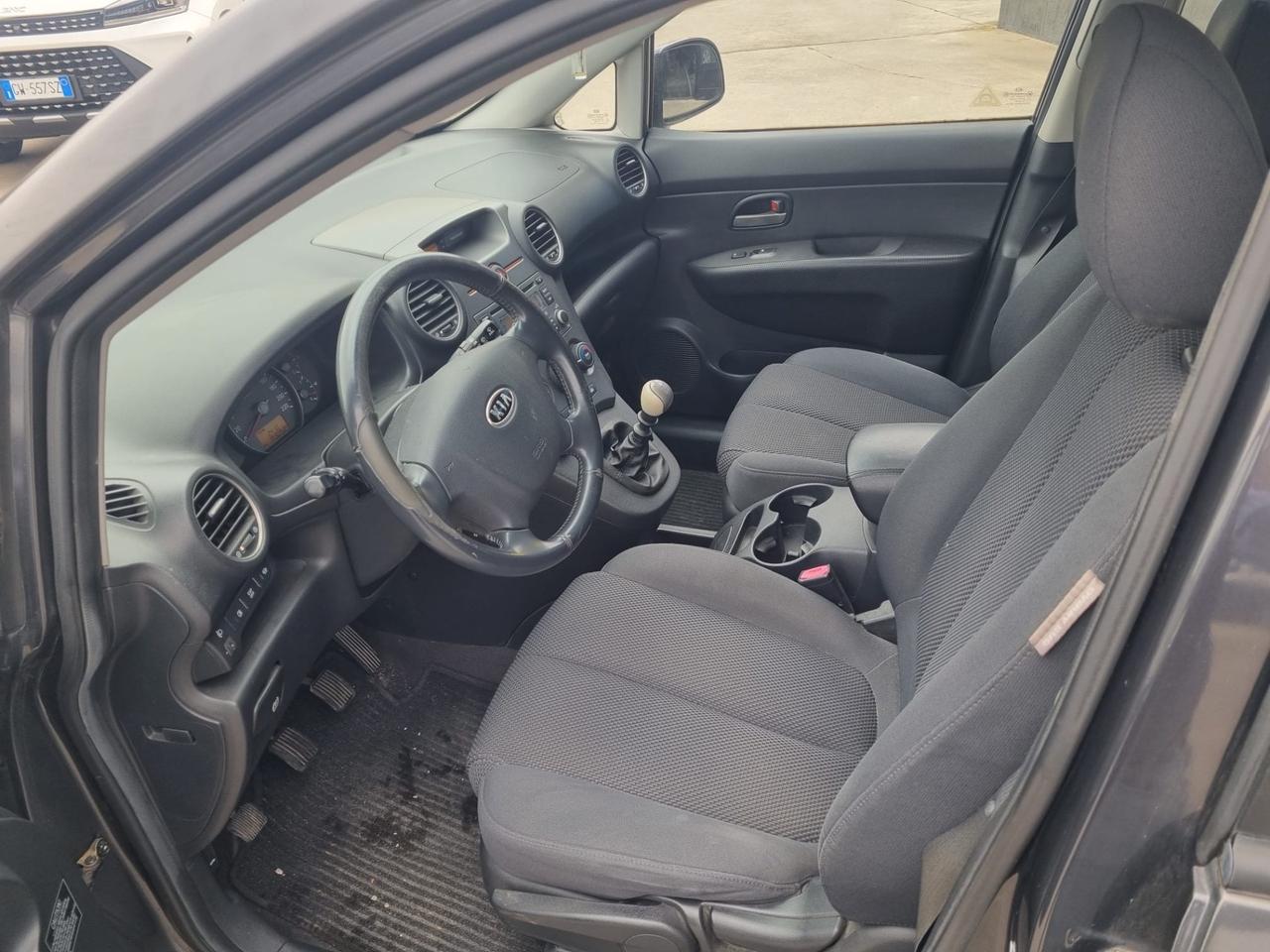 Kia Carens 2.0 16V CRDi VGT EX Class