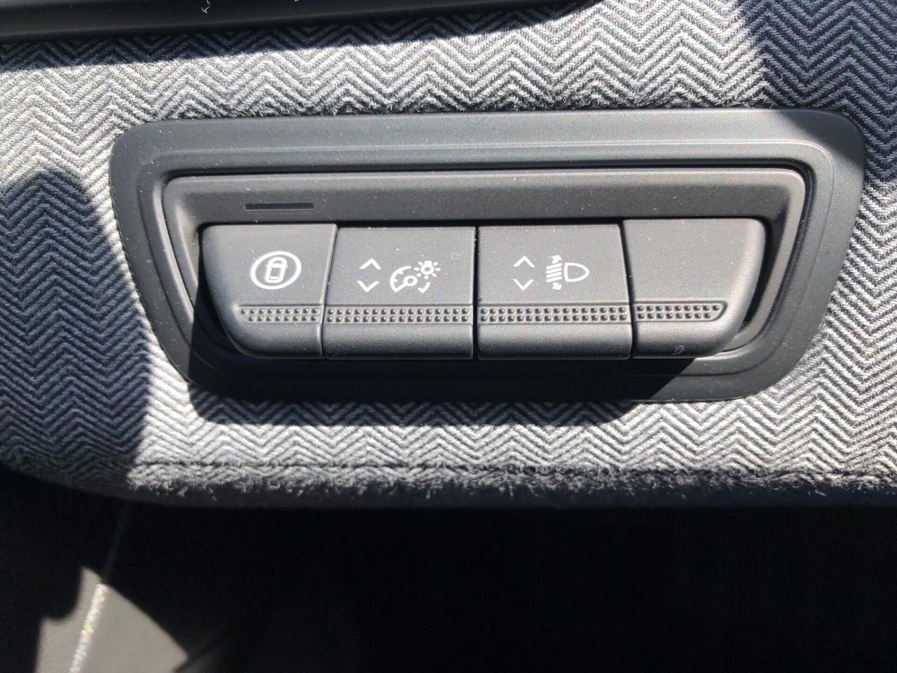 Renault Clio 1.0 tce 90cv TECHNO NEOPATENTATI