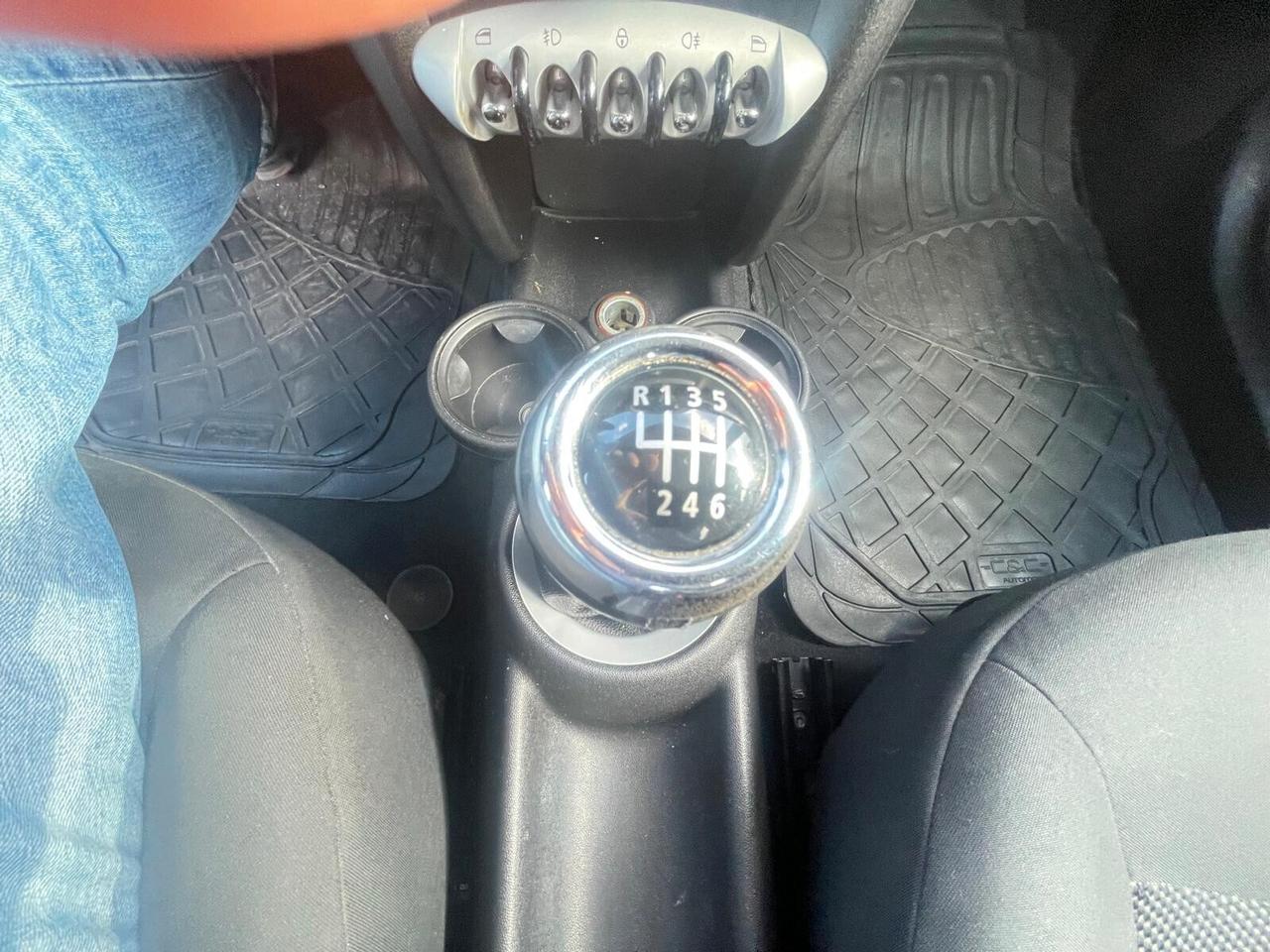 Mini 1.4 16V One Chili