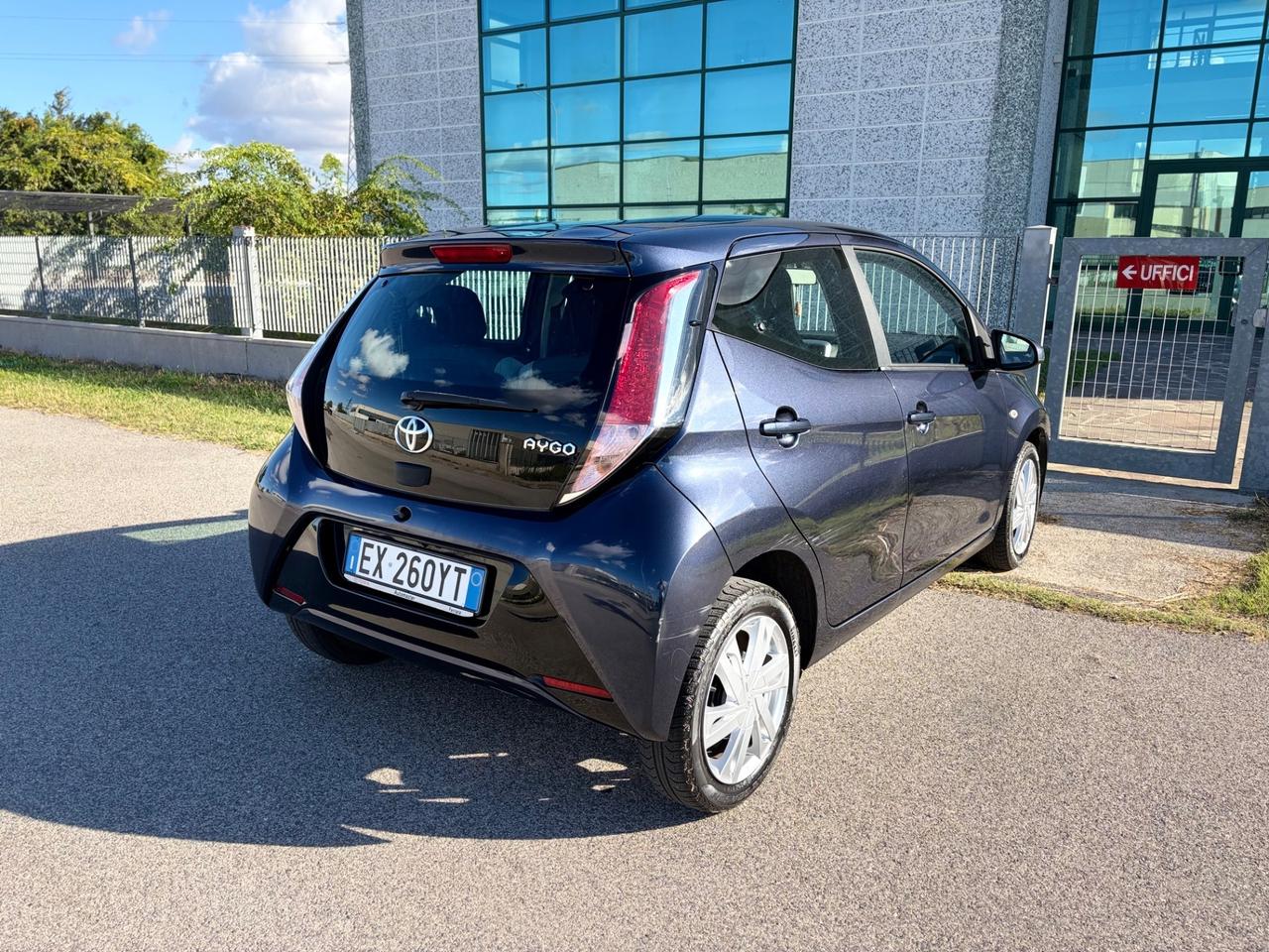 Toyota Aygo 1.0 benzina 2014 5 porte