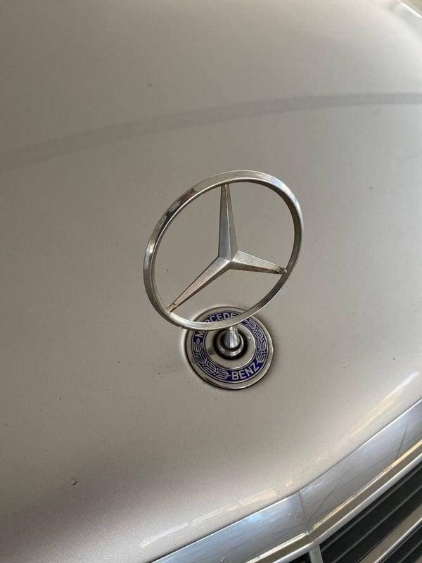 Mercedes-Benz Classe E E 200 Kompressor cat Classic