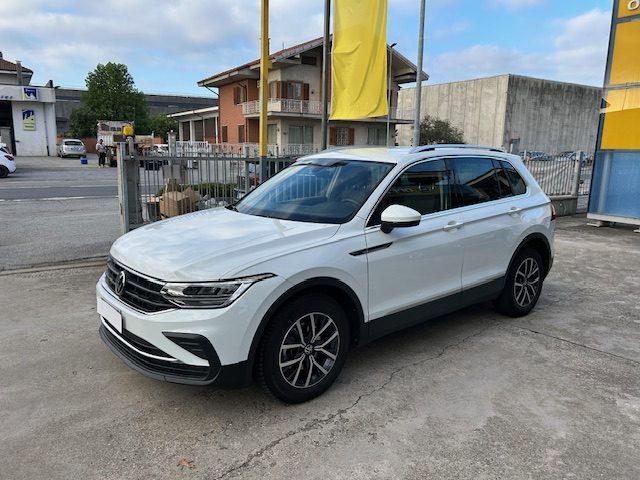VOLKSWAGEN Tiguan 2.0 TDI 150 CV SCR DSG Life UNICO PROPRIETARIO