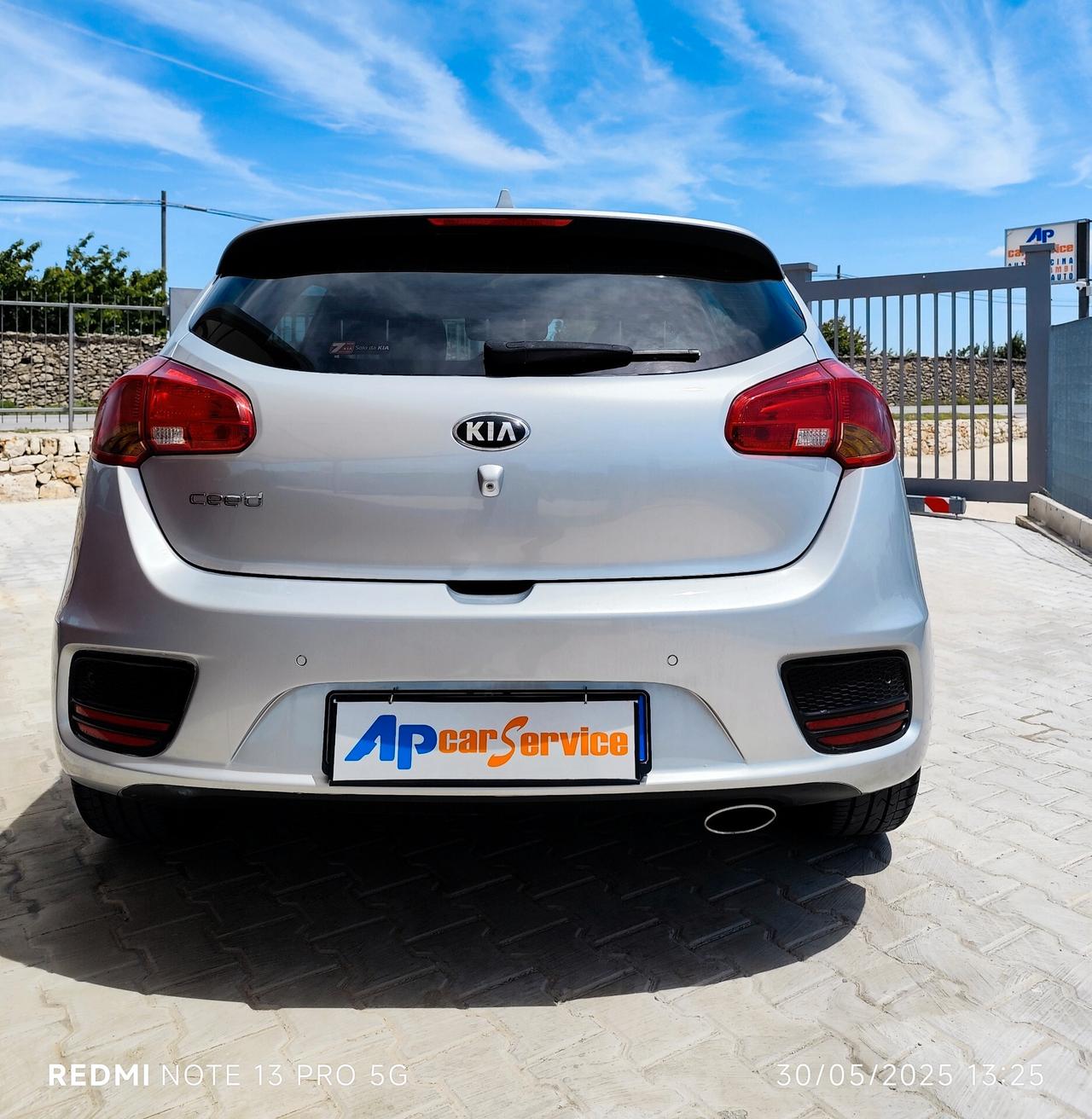 Kia Ceed cee'd 1.6 CRDi 110 CV 5 porte EcoDynamics Business