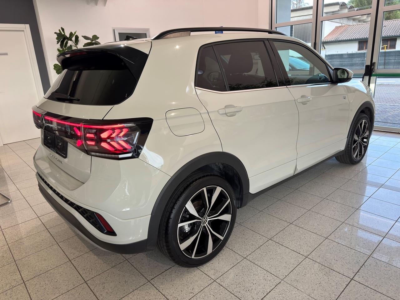 VOLKSWAGEN T-Cross 2024 1.0 tsi R-Line 115cv