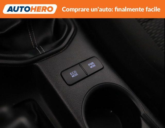 TOYOTA Hilux 2.4 D-4D 4WD 4 porte Double Cab Comfort