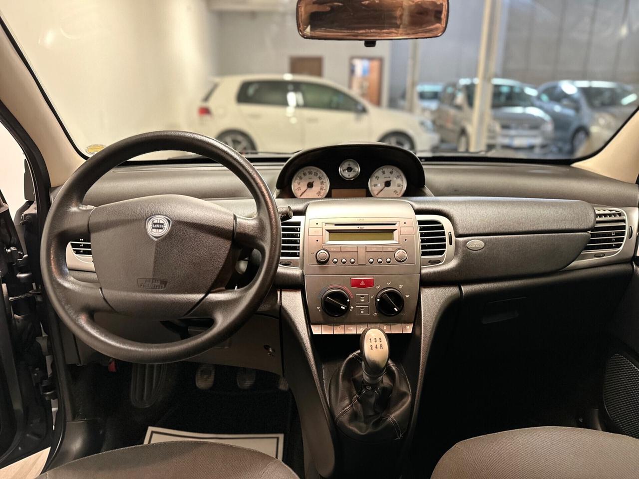 Lancia Ypsilon 1.2 GPL NEOPATENTATI