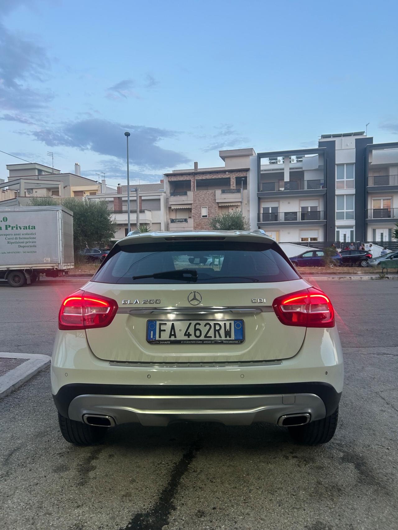 Mercedes-benz CLA 200 220 CDI Automatic Premium