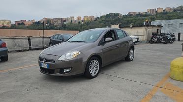 FIAT BRAVO 1.9 MJT 120cv – PERFETTA – TENUTA DA AMATORE Vendo splendida Fiat Bravo 1.9