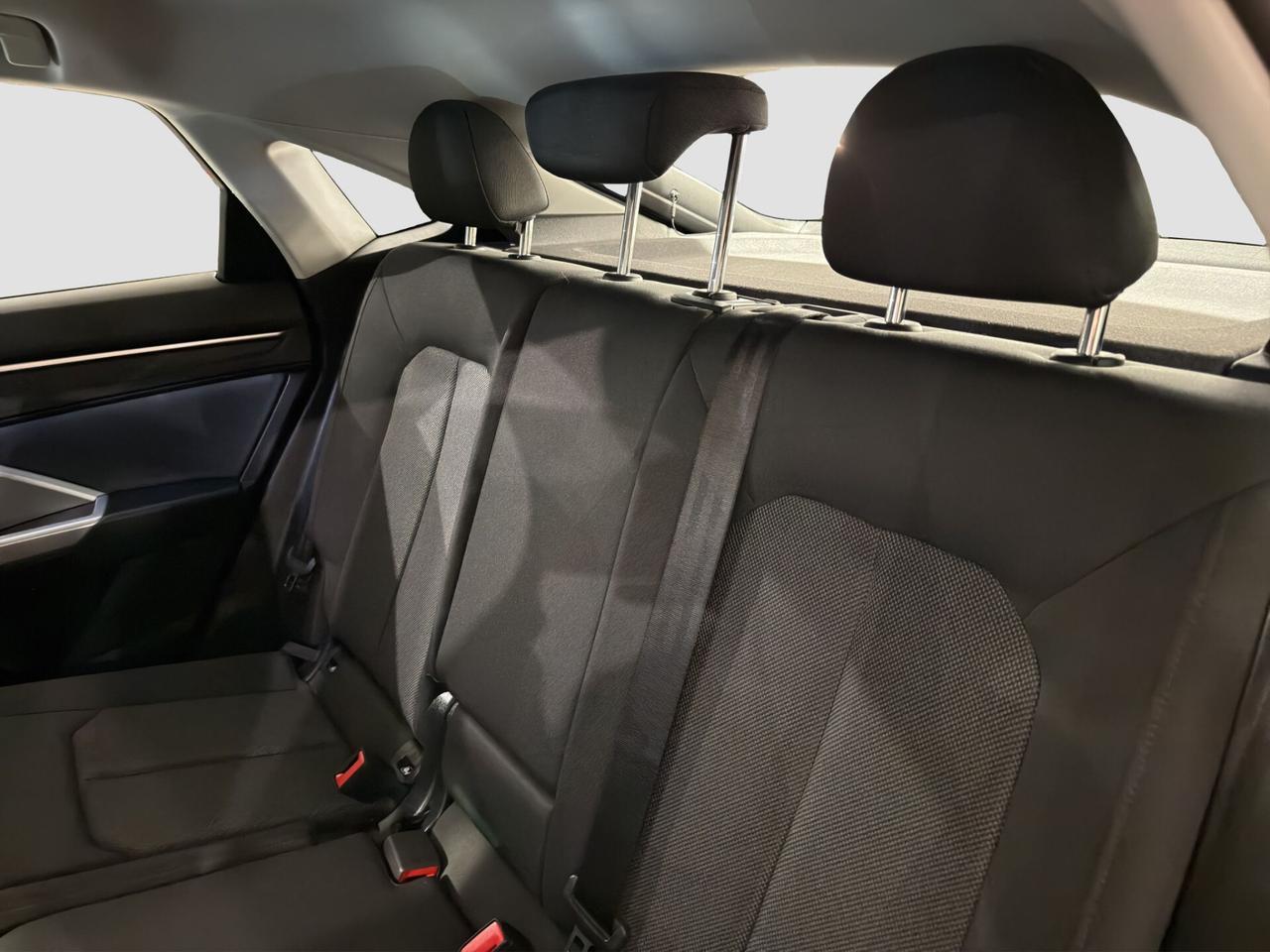 Audi Q3 Sportback 35 2.0 tdi 150cv S-Line s-tronic 2024