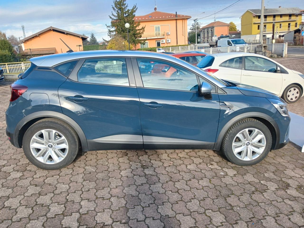 Renault Captur Hybrid E-Tech Zen