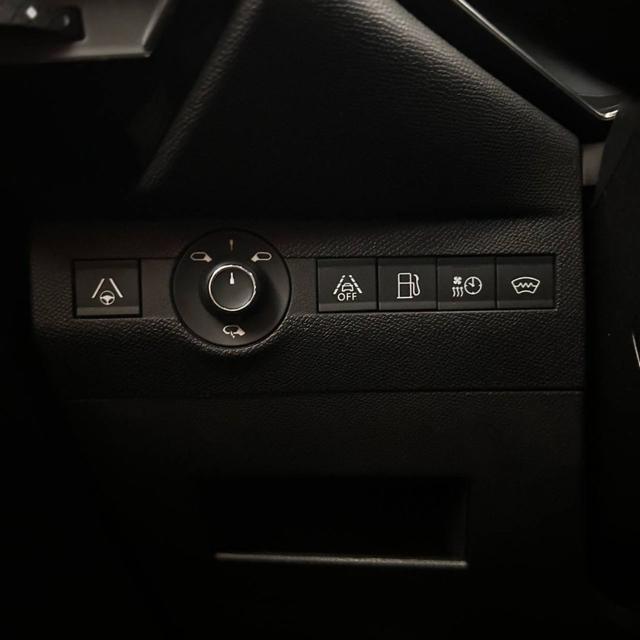 DS AUTOMOBILES DS 7 Crossback E-Tense 4x4 Louvre TETTO APRIBILE