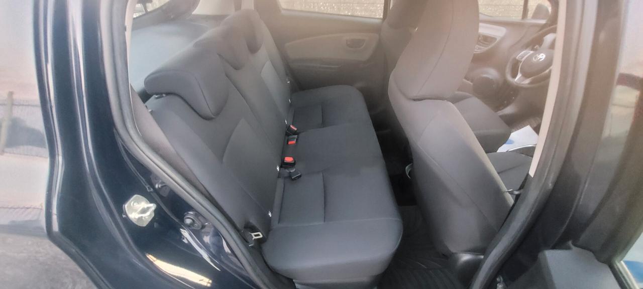 Toyota Yaris 1.5 Hybrid 5 porte Cool