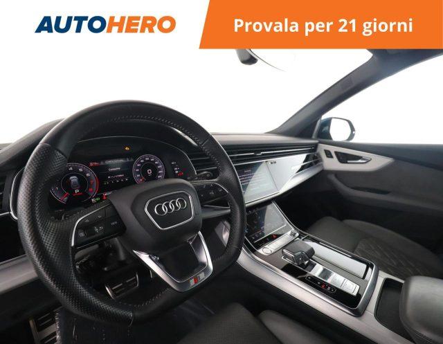 AUDI Q8 55 TFSI quattro tiptronic Sport