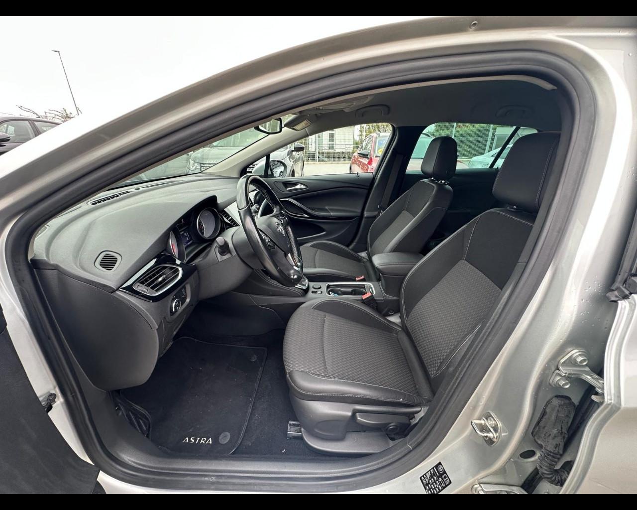 OPEL Astra 5ª serie - Astra 1.6 CDTi 136CV aut. Sports Tourer Innovation