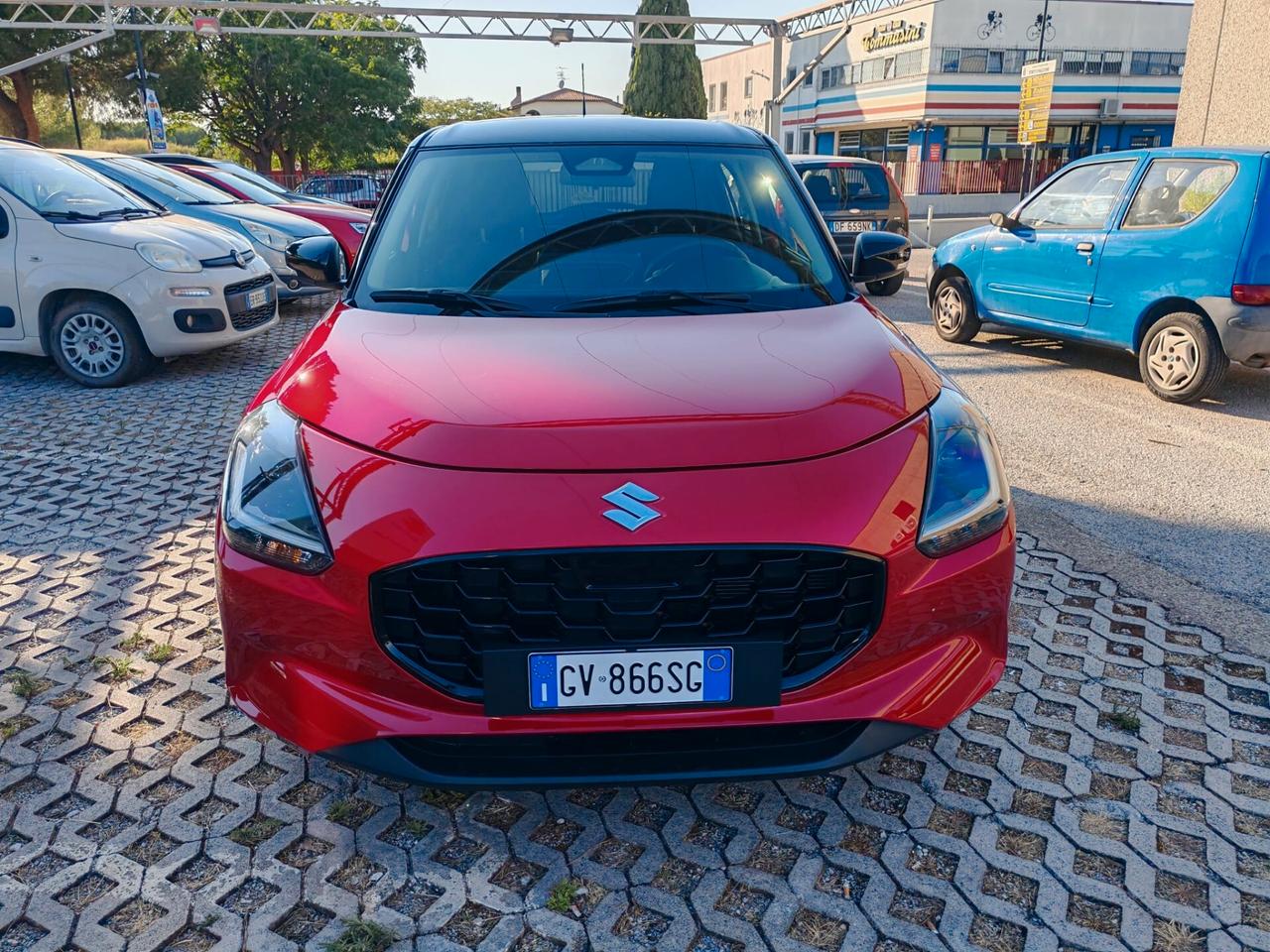 Suzuki Swift 1.2 Hybrid Top bicolor
