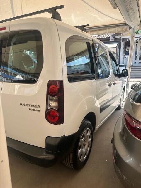 PEUGEOT PARTNER 5 POSTI 1,6 DIESEL