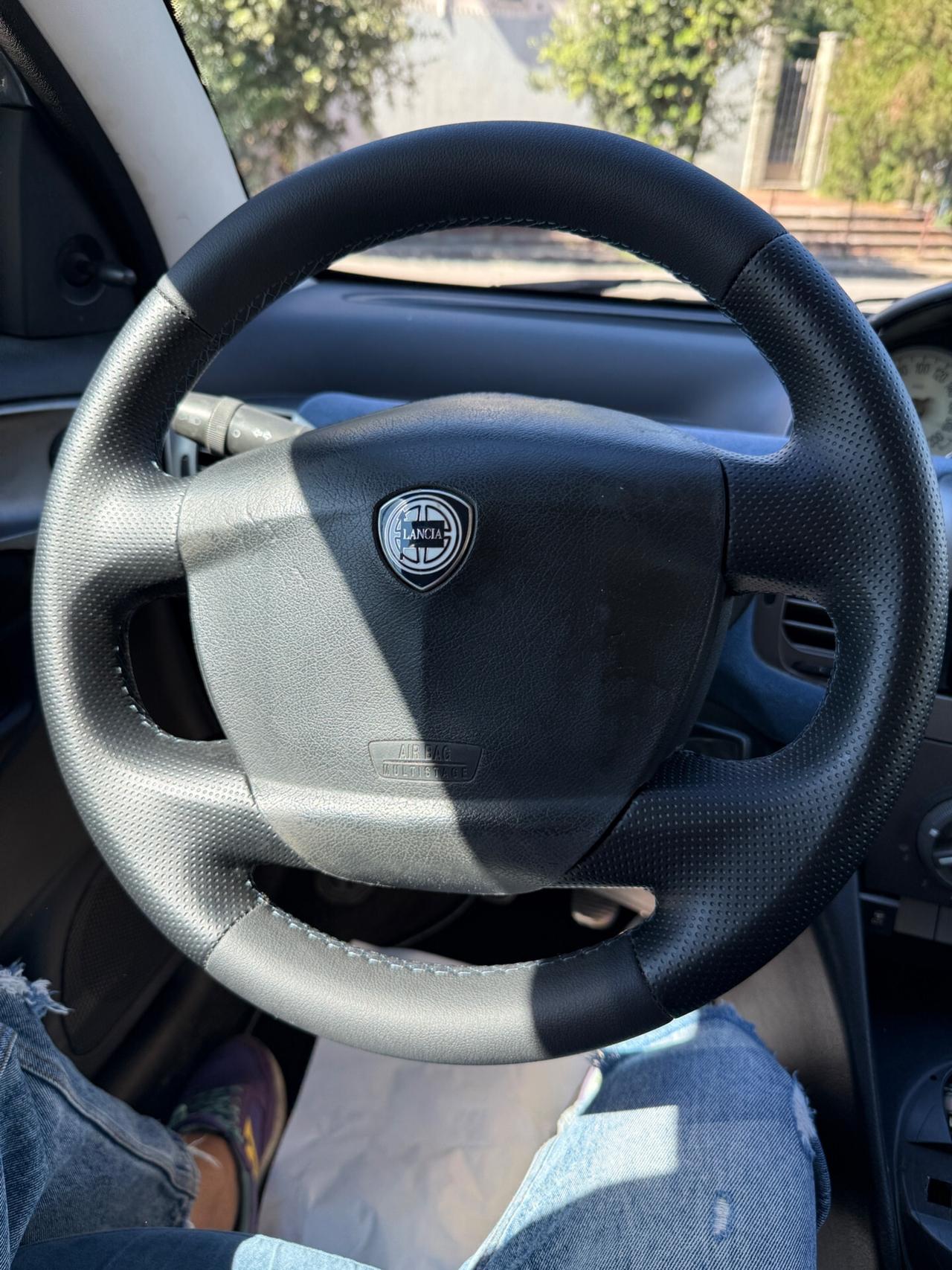 Lancia Ypsilon 1.2 Oro