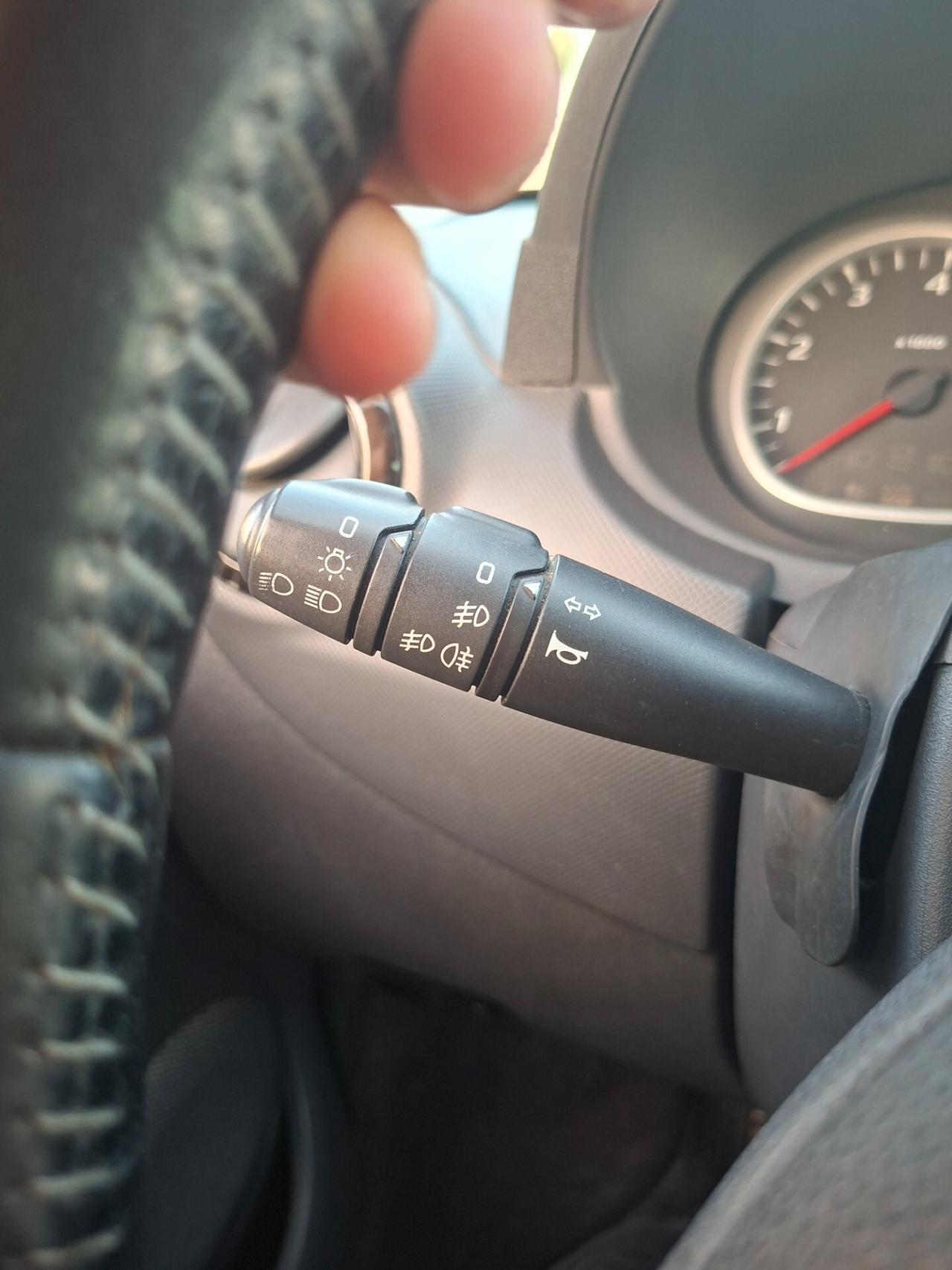 Dacia Duster 1.5 dCi 107CV 4x2 Lauréate*Clima*Cerchi