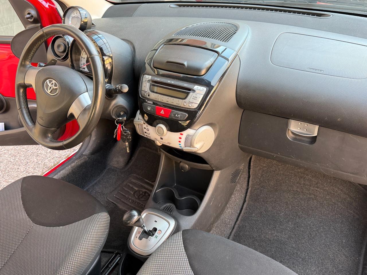 Toyota Aygo 1.0 12V VVT-i 5p Connect ""Automatica""Km 82000""