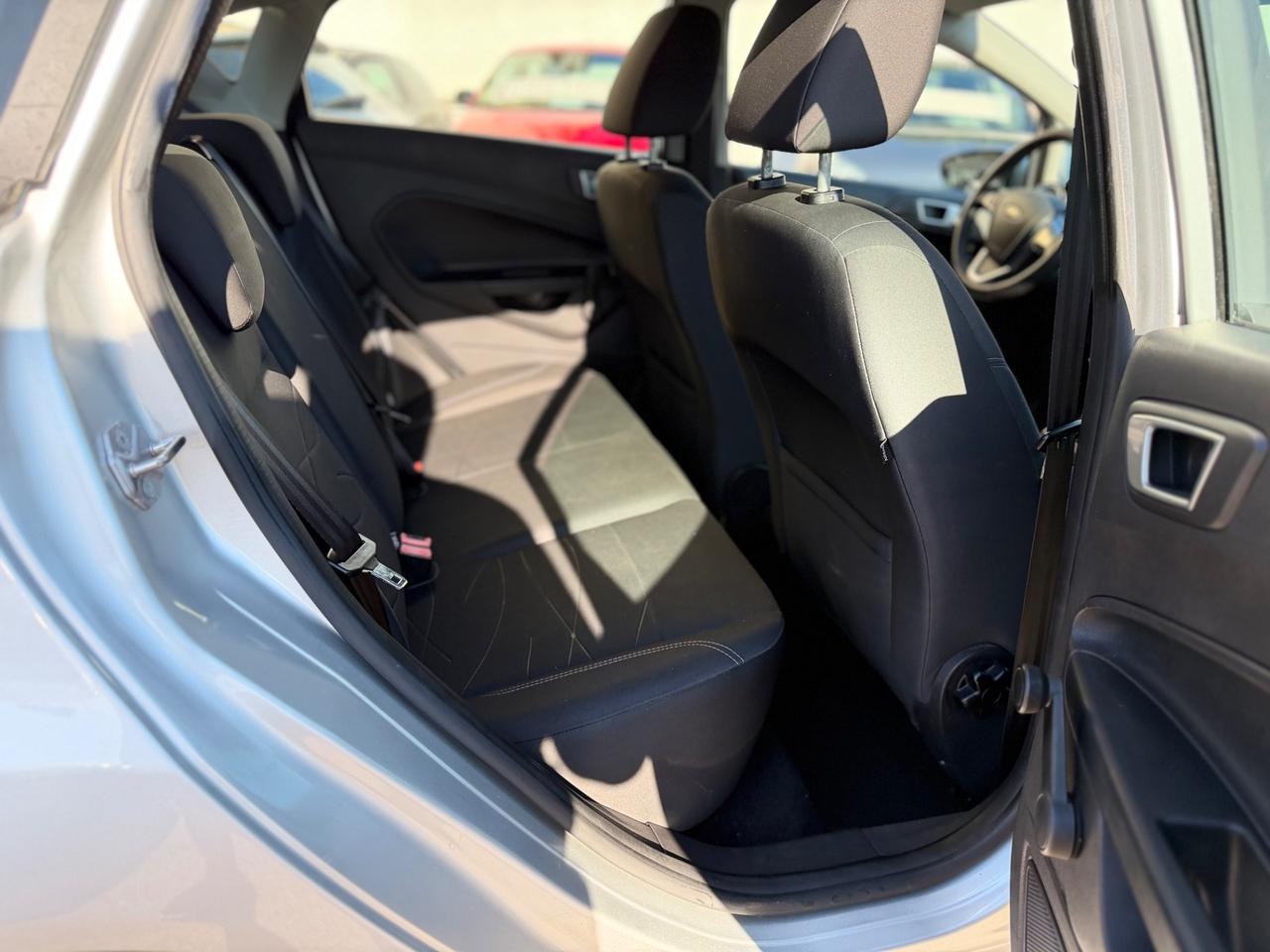 Ford Fiesta 1.4 5 porte Bz.- GPL OK NEOPATENTATI