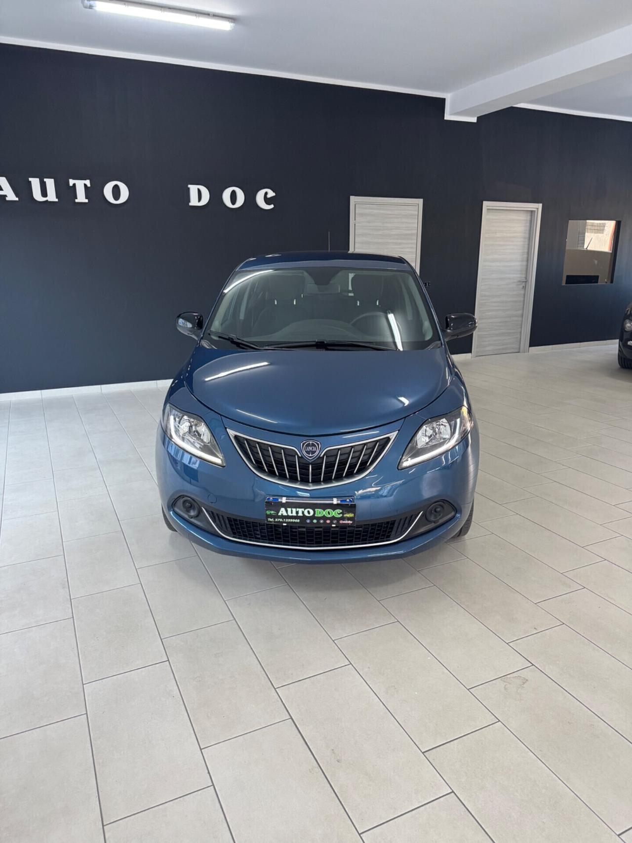 Lancia Ypsilon 1.0 FireFly 5 porte S&S Hybrid Silver Plus