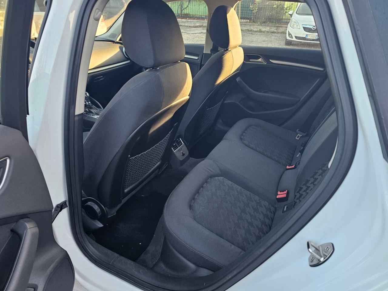 Audi A3 1.4 TFSI S tronic Ambition