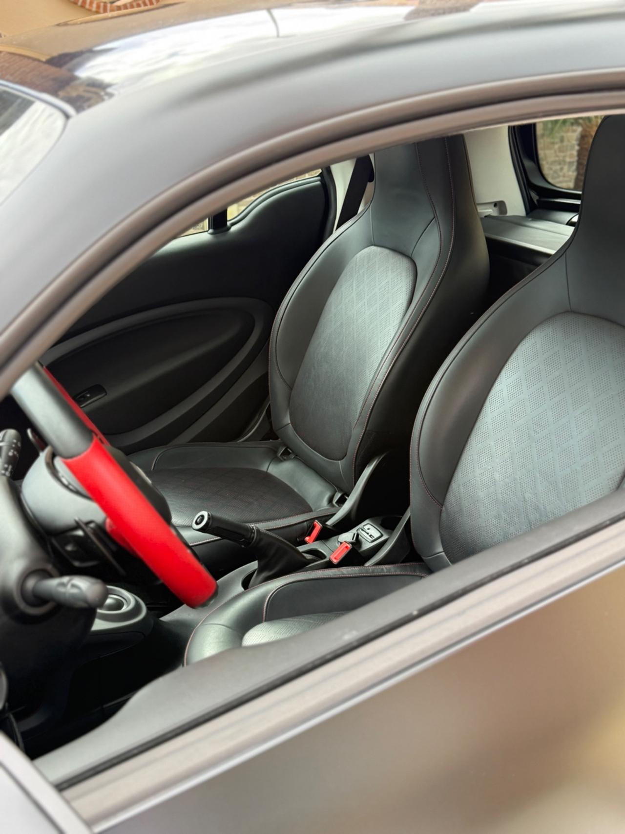 Smart ForTwo 90 0.9 Turbo twinamic Pure Black