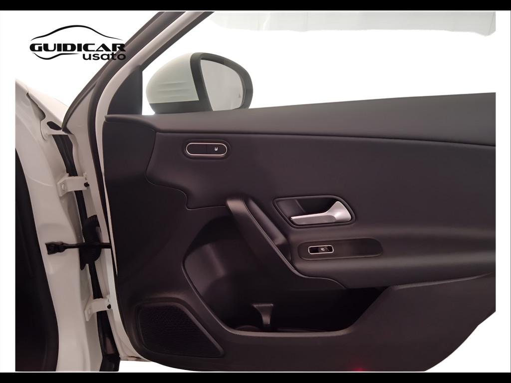 Mercedes-Benz Classe A - W177 2023 - A 180 d Advanced auto