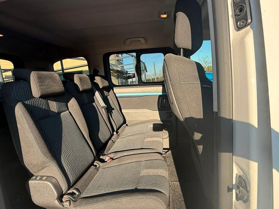 Peugeot Traveller BlueHDi 150 S&S Compact Active