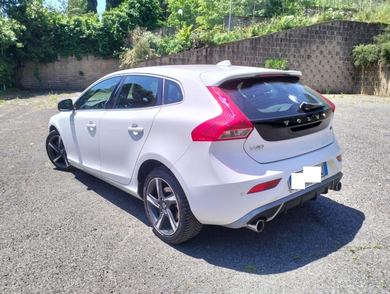 Volvo V40 2.0 d3 R-design geartronic