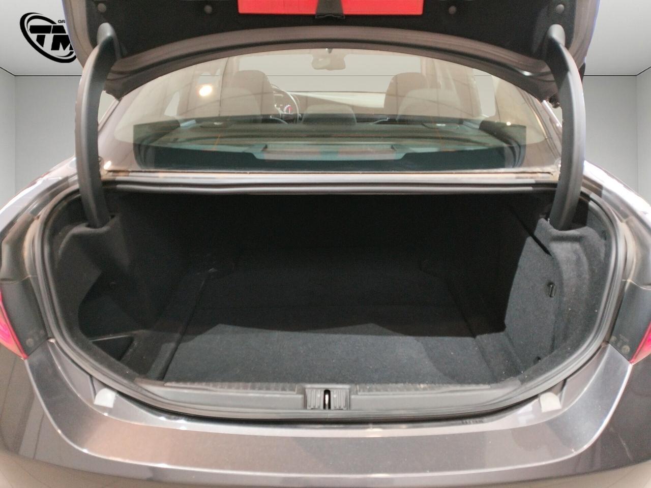 Alfa Romeo 2.2 t Business 160cv auto