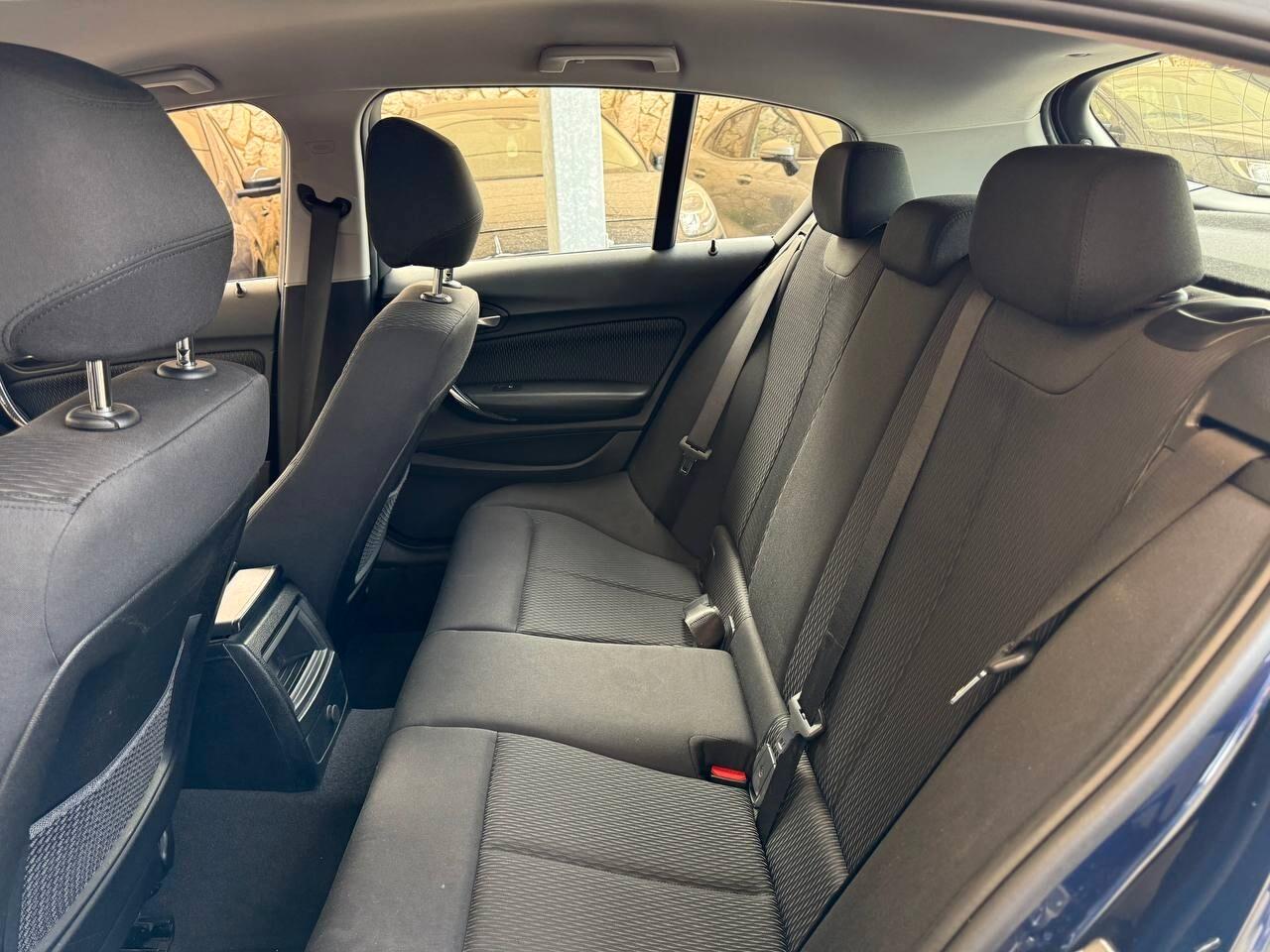 Bmw 116d 2016 5p. Efficient Dynamics Sport
