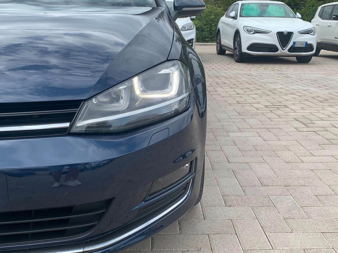 Volkswagen Golf 1.6 TDI Highline BMT SPORT 2013