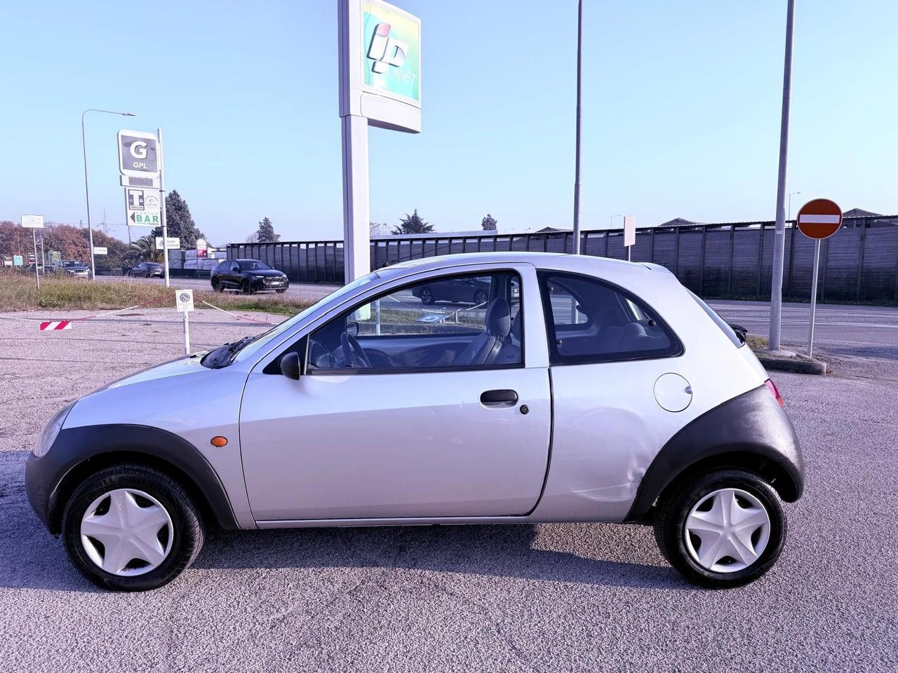 Ford Ka 1.3 benzina Ok neopatentati